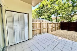 10851 SW 2nd St, Sweetwater, FL 33174 - Photo 15
