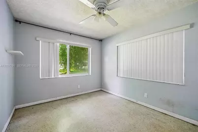 401 S 57th Ter, Hollywood, FL 33023 - Photo 19
