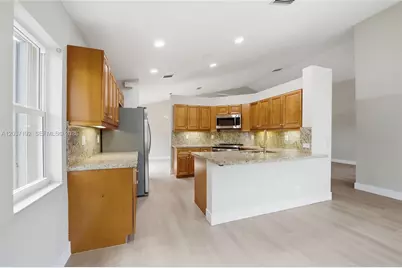 110 Cameron Ct, Weston, FL 33326 - Photo 23
