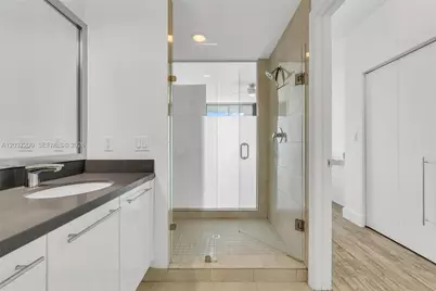 90 SW 3rd St #4303, Miami, FL 33130 - Photo 19