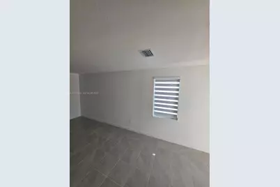 2741 SE 24th Ct, Homestead, FL 33035 - Photo 11
