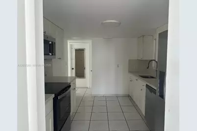1075 92nd St #603, Bay Harbor Islands, FL 33154 - Photo 5