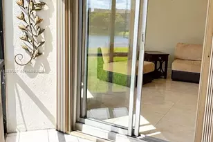 901 SW 141st Ave, Pembroke Pines, FL 33027 - Photo 15