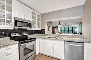 2908 S Carambola Cir S, Coconut Creek, FL 33066 - Photo 13
