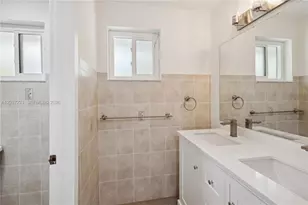 15131 SW 58th St, Miami, FL 33193 - Photo 11