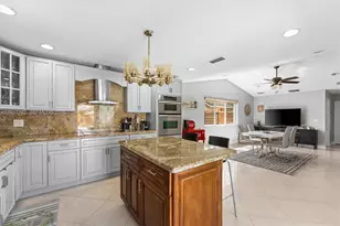 8211 NW 52nd Ct, Lauderhill, FL 33351 - Photo 11