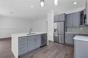 4331 Lake Tahoe Cir, West Palm Beach, FL 33409 - Photo 5