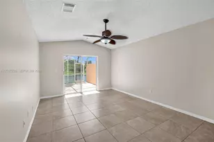 467 SW 191st Terrace, Pembroke Pines, FL 33029 - Photo 23