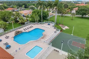 467 SW 191st Terrace, Pembroke Pines, FL 33029 - Photo 47