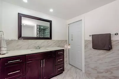 118 NW 35th St, Miami, FL 33127 - Photo 23