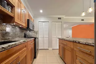 8401 SW 107th Ave, Miami, FL 33173 - Photo 9