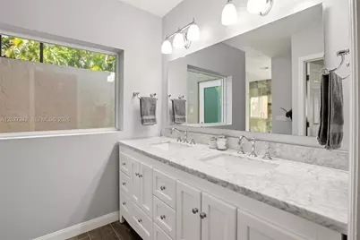 7880 SW 180th Ter, Palmetto Bay, FL 33157 - Photo 23