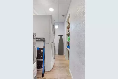 316 NW 29th St, Wilton Manors, FL 33311 - Photo 13