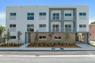 420 SW 7th Ave, Miami, FL 33130 - Photo 13