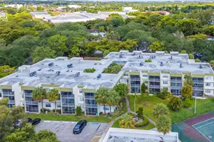 4235 N University Dr, Sunrise, FL 33351 - Photo 21