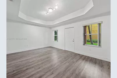 10573 SW 6th St #1206, Pembroke Pines, FL 33025 - Photo 3