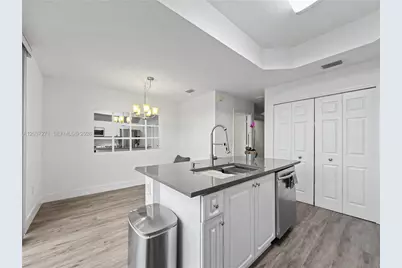 10573 SW 6th St #1206, Pembroke Pines, FL 33025 - Photo 7