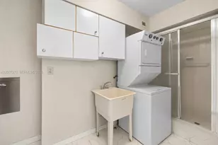 5500 Collins Ave, Miami Beach, FL 33140 - Photo 25