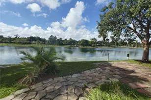 21872 SW 95th Pl, Cutler Bay, FL 33190 - Photo 11