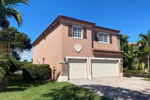 21872 SW 95th Pl, Cutler Bay, FL 33190 - Photo 3