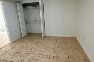 9360 Fontainebleau Blvd, Miami, FL 33172 - Photo 13