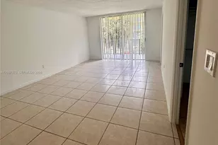 9360 Fontainebleau Blvd, Miami, FL 33172 - Photo 3