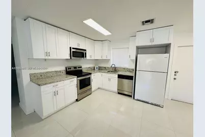 2620 NW 14th Ct #2620, Fort Lauderdale, FL 33311 - Photo 3
