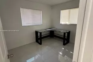 2620 NW 14th Ct, Fort Lauderdale, FL 33311 - Photo 9