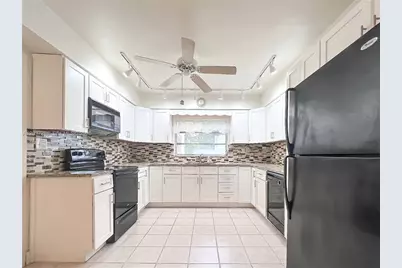 192 SW 62nd Ter, Plantation, FL 33317 - Photo 25