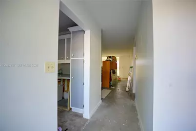 1024 SE 3rd Ave #102, Dania Beach, FL 33004 - Photo 3