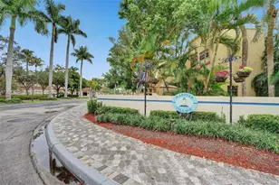 3545 Magellan Cir, Aventura, FL 33180 - Photo 15