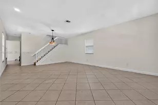 625 SW 146th Terrace, Pembroke Pines, FL 33027 - Photo 5