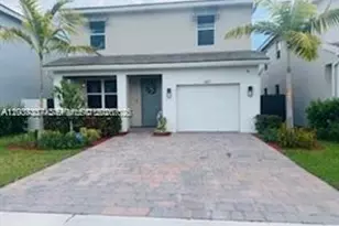 687 SE 17th Ave, Homestead, FL 33033 - Photo 1