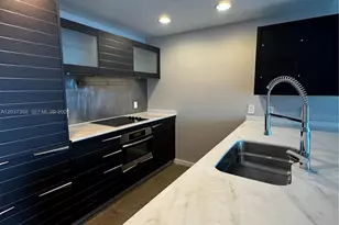 200 Biscayne Boulevar Way, Miami, FL 33131 - Photo 5