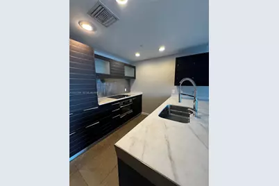 200 Biscayne Boulevar Way #3110, Miami, FL 33131 - Photo 7