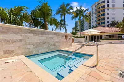 20000 E Country Club Dr #306, Aventura, FL 33180 - Photo 43