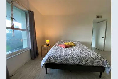 605 S Pine Island Rd #404A, Plantation, FL 33324 - Photo 15