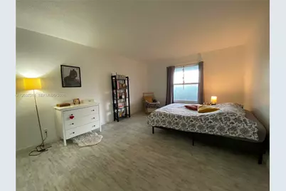 605 S Pine Island Rd #404A, Plantation, FL 33324 - Photo 13
