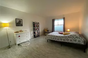 605 S Pine Island Rd, Plantation, FL 33324 - Photo 13