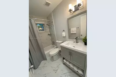204 SW 19th Ave, Fort Lauderdale, FL 33312 - Photo 13