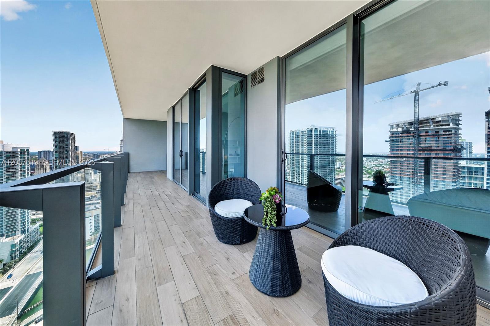 68 SE 6th St #3506 - 68 SE 6th St #3506, Miami, FL 33131 Luxury Property | Jose Angel Pina