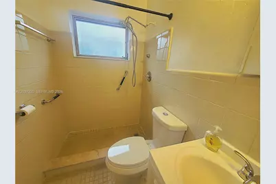 1990 NE 181st St, North Miami Beach, FL 33162 - Photo 13