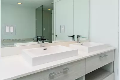 650 NE 32nd St #805, Miami, FL 33137 - Photo 31