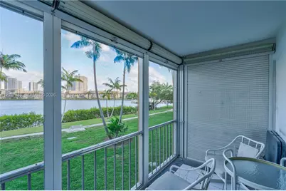 2861 Leonard Dr #F208, Aventura, FL 33160 - Photo 3