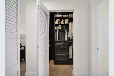 8390 SW 72nd Ave #905, Miami, FL 33143 - Photo 37