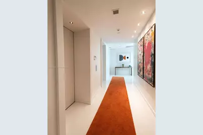 1100 Biscayne Blvd #4001, Miami, FL 33132 - Photo 7