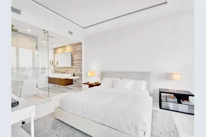 1100 Biscayne Blvd #4001, Miami, FL 33132 - Photo 15