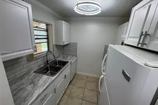 8650 SW 109th Ave, Miami, FL 33173 - Photo 7