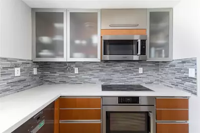 520 West Ave #2004, Miami Beach, FL 33139 - Photo 9