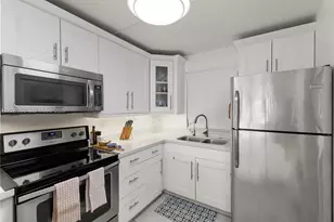 9495 Evergreen Pl, Davie, FL 33324 - Photo 11